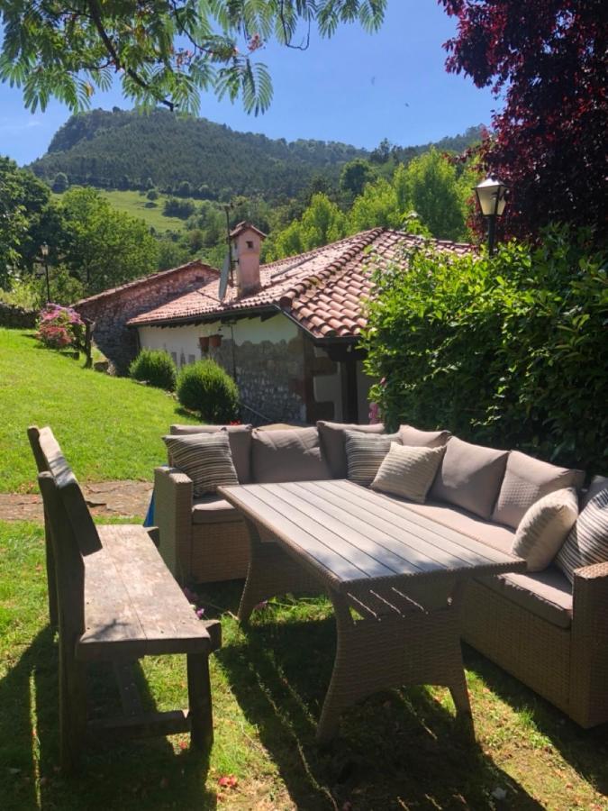 Hdec Hosteria De Castaneda Alojamiento Turistico Puente Viesgo Esterno foto